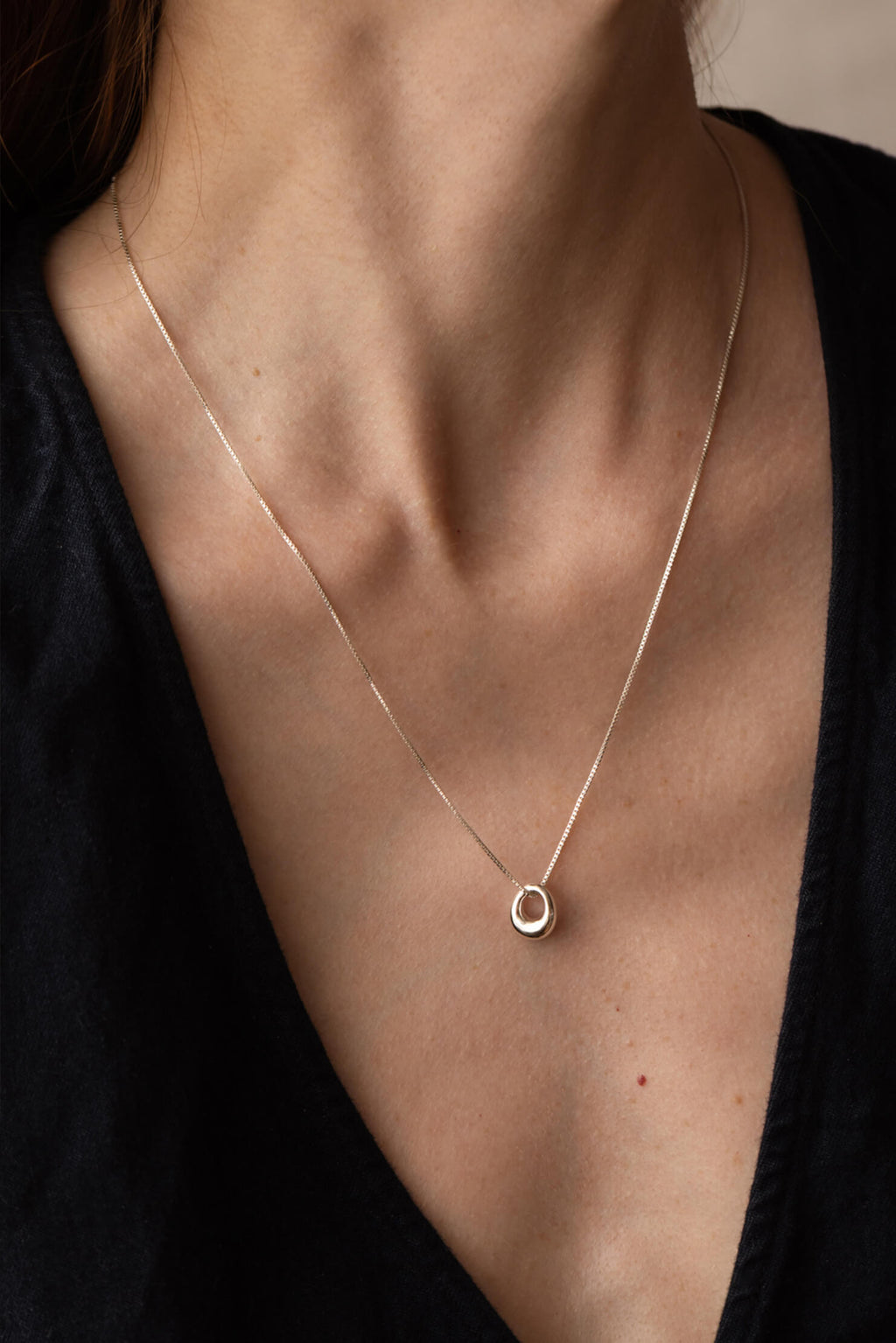 Contour Convertible Necklace