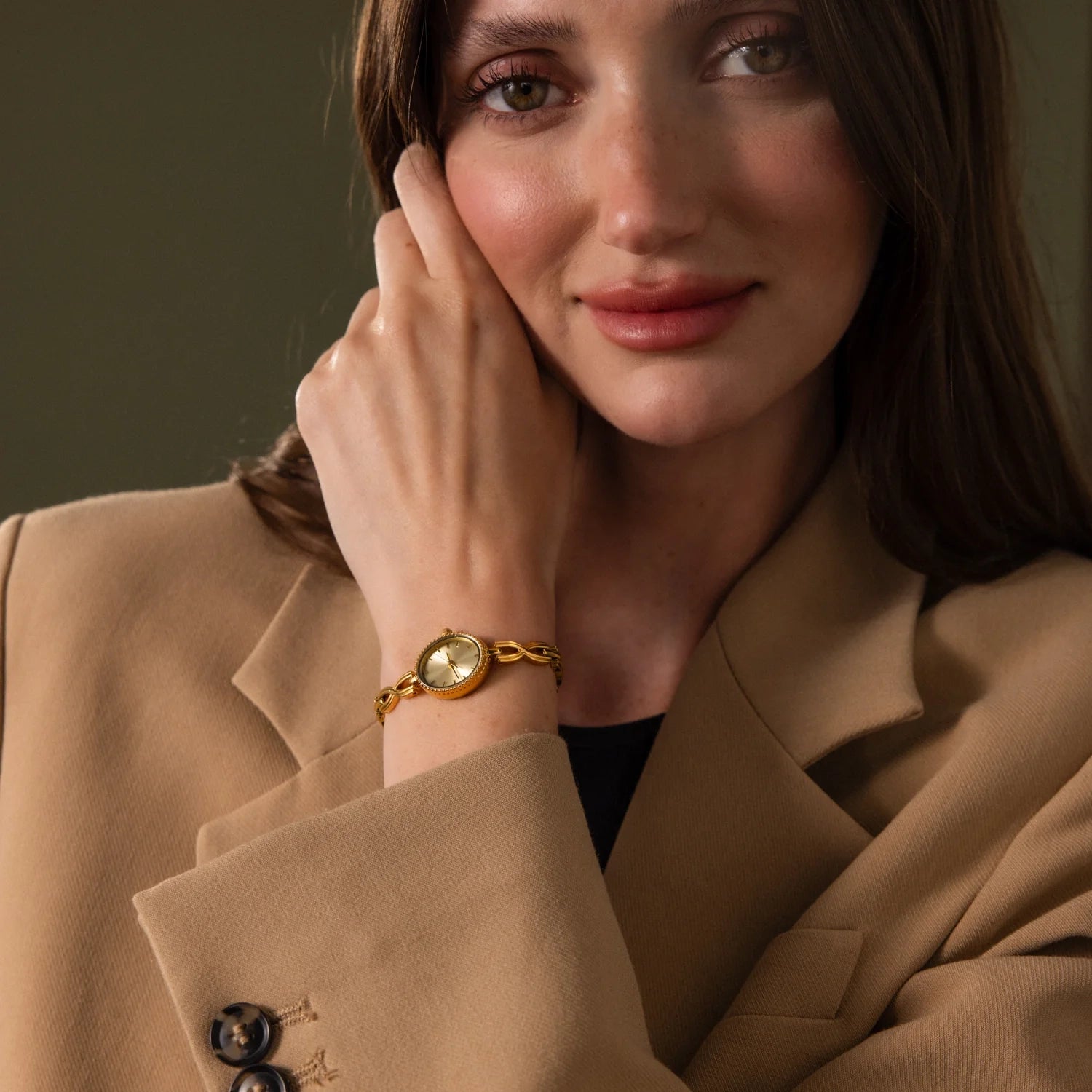 Oval Infinity Link Timepiece Silver 18K Gold Plated