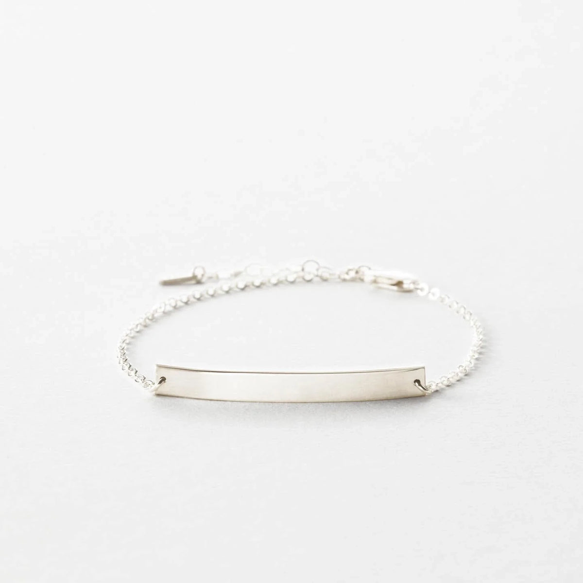 Serra Bar Bracelet