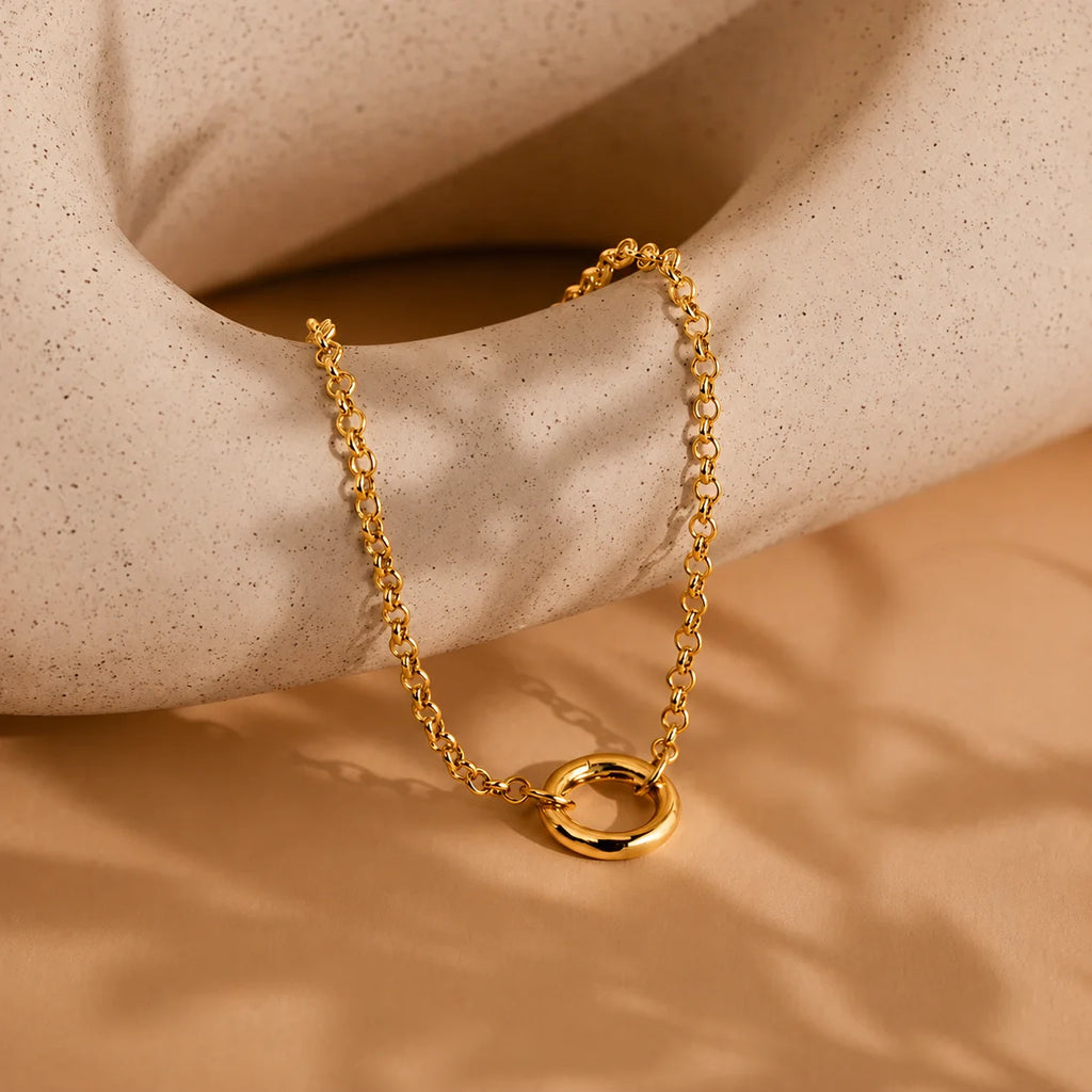 Circle Link Charm Bracelet