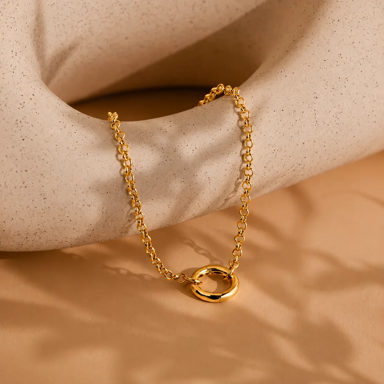 Circle Link Charm Bracelet