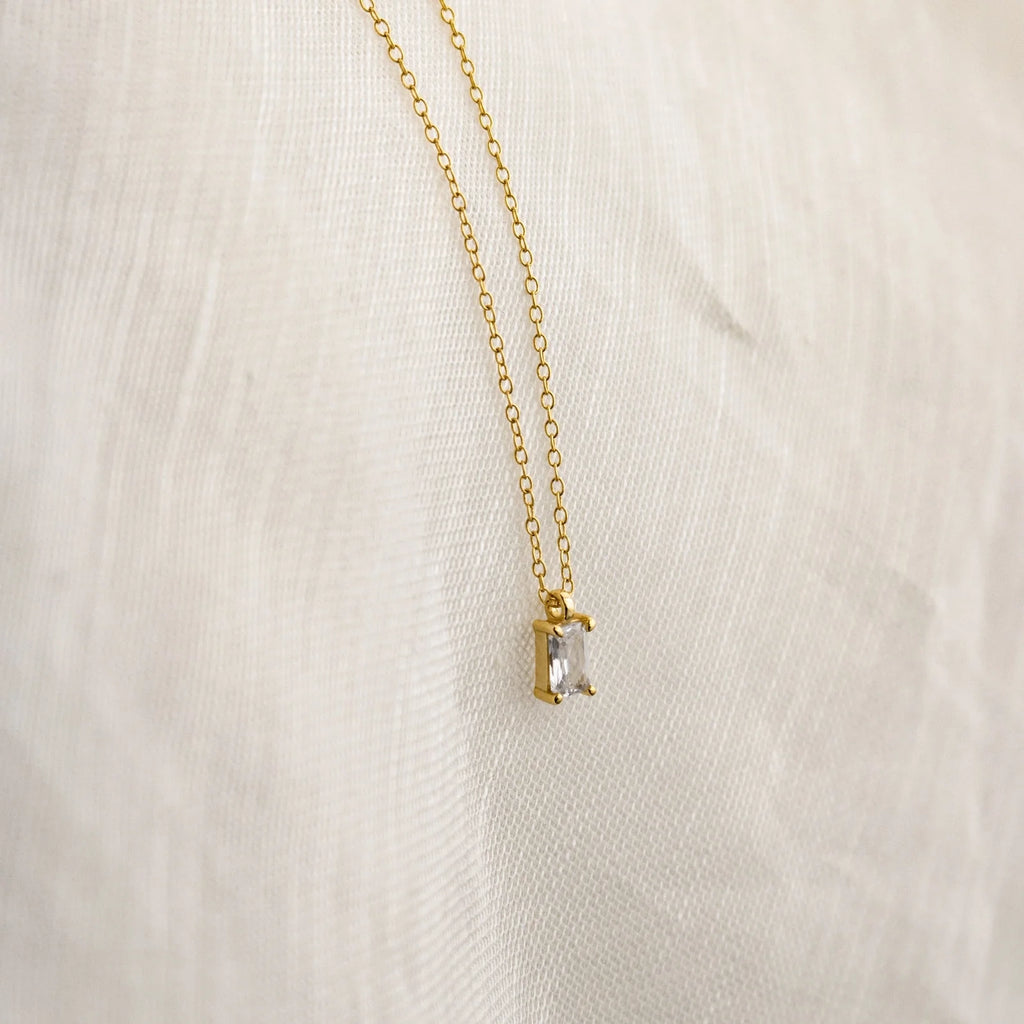 Sage Diamond Necklace Silver 18K Gold Plated