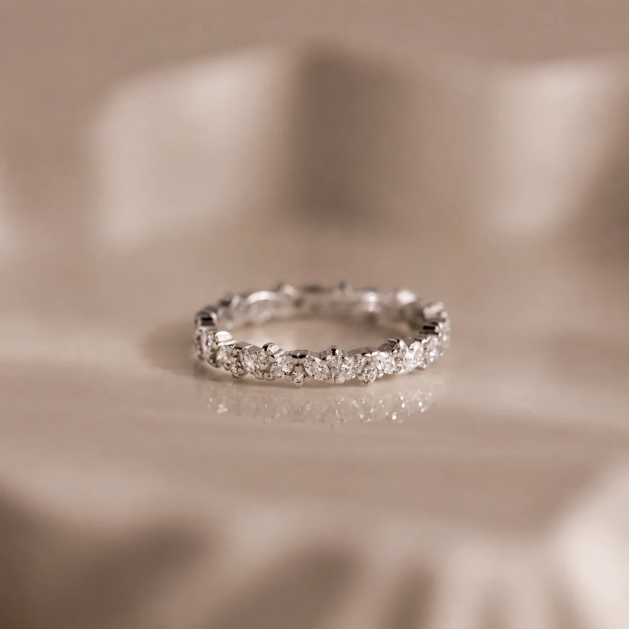 Endless Shine Ring