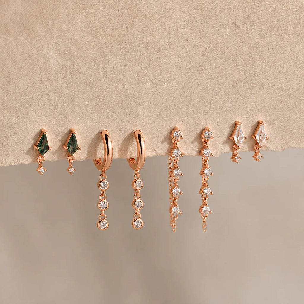 Dangling Diamond Chain Huggies