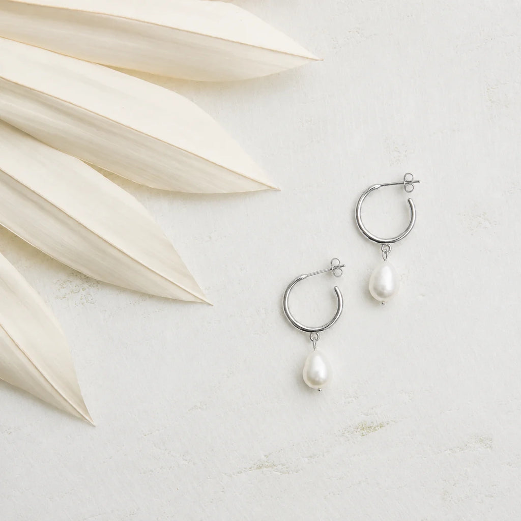 Margot Pearl Hoops