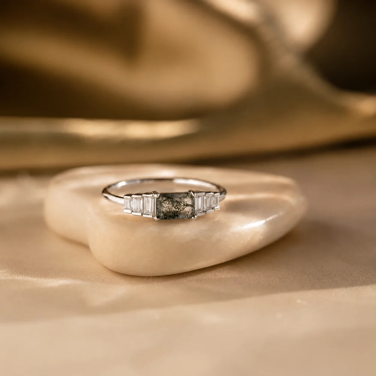 Radiant Aura: Agate Statement Ring