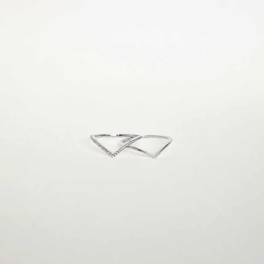 Elevate Your Ring Stack with the Curve Stacking Set