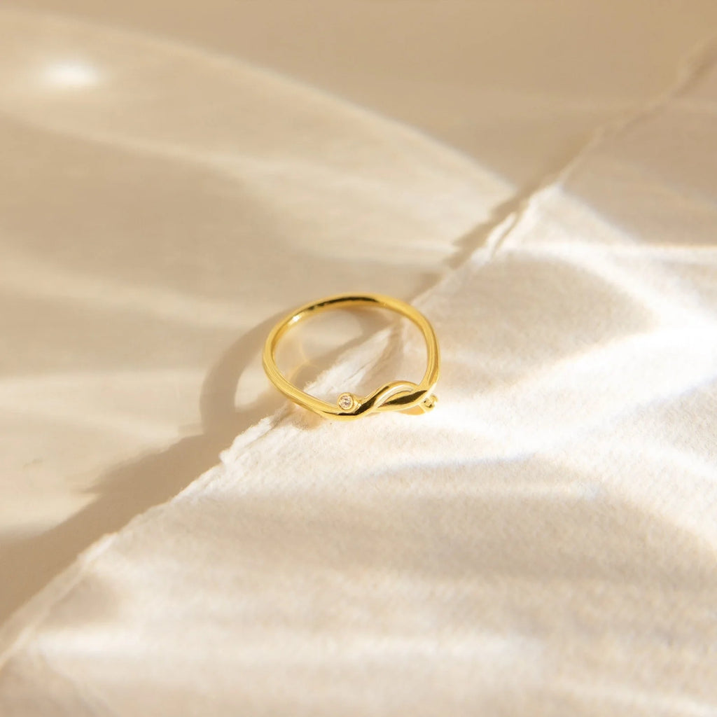 Valerie Knot Ring
