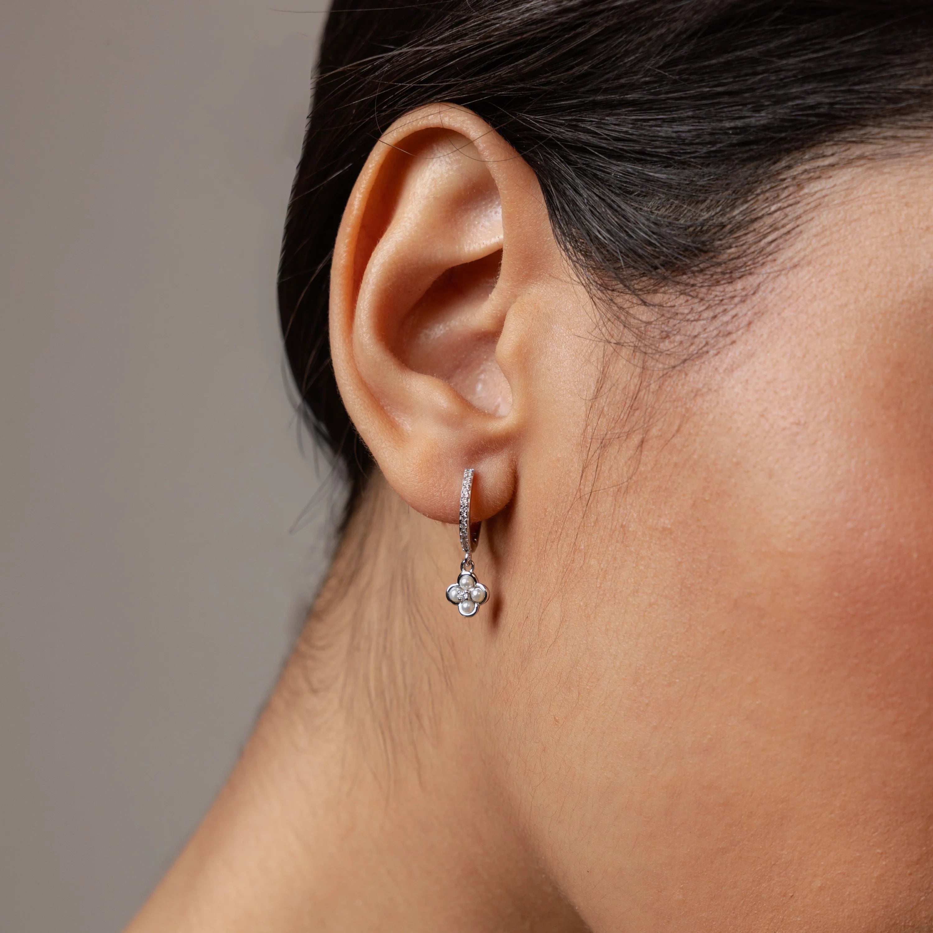 Diamonds Pearl Flower Hoops Silver 18K Gold Plated