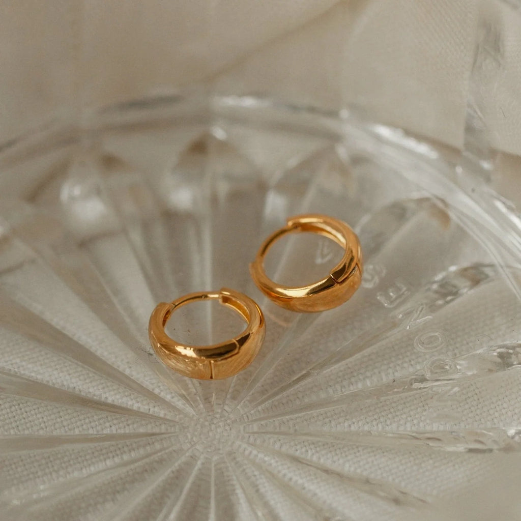 Lucy Hinged Huggies Silver 18K Gold Plated