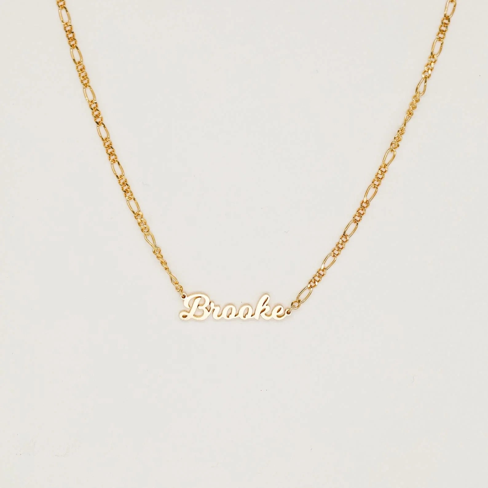 Mellow Name Necklace in Figaro Chain