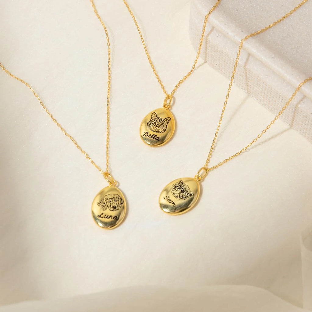 Oval Pet Necklace Silver 18K Gold Plated