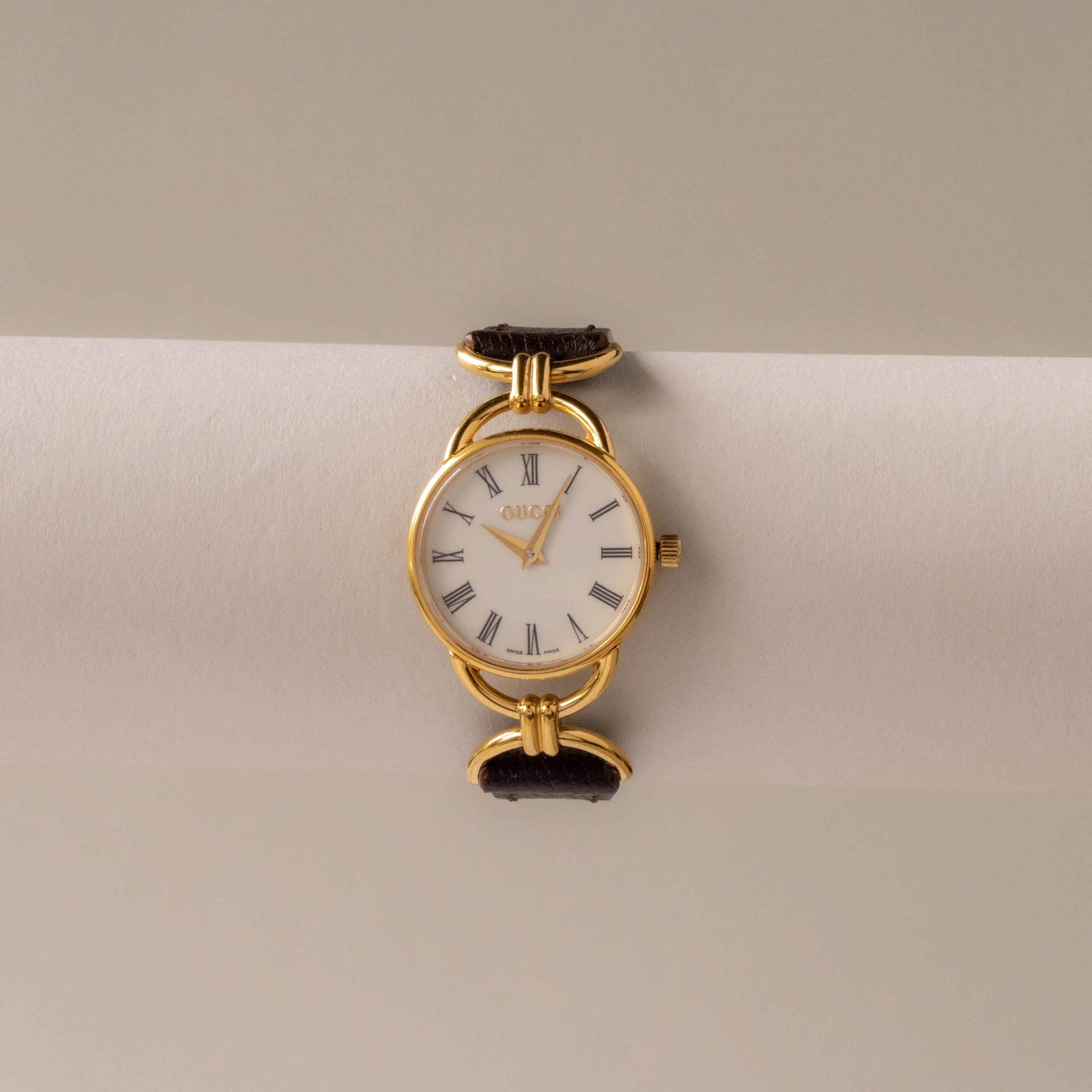 Vintage Gucci Swiss Roman Brown Strap Gold Watch