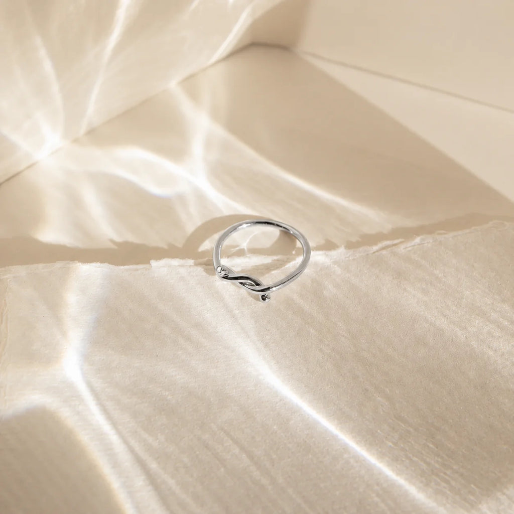 Valerie Knot Ring