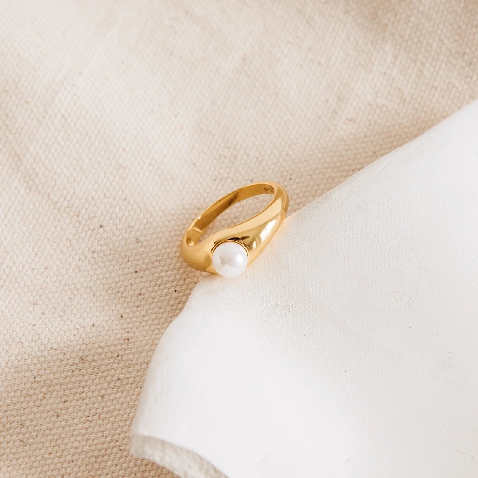 Freshwater Pearl Signet Ring Silver 18K Gold Plated