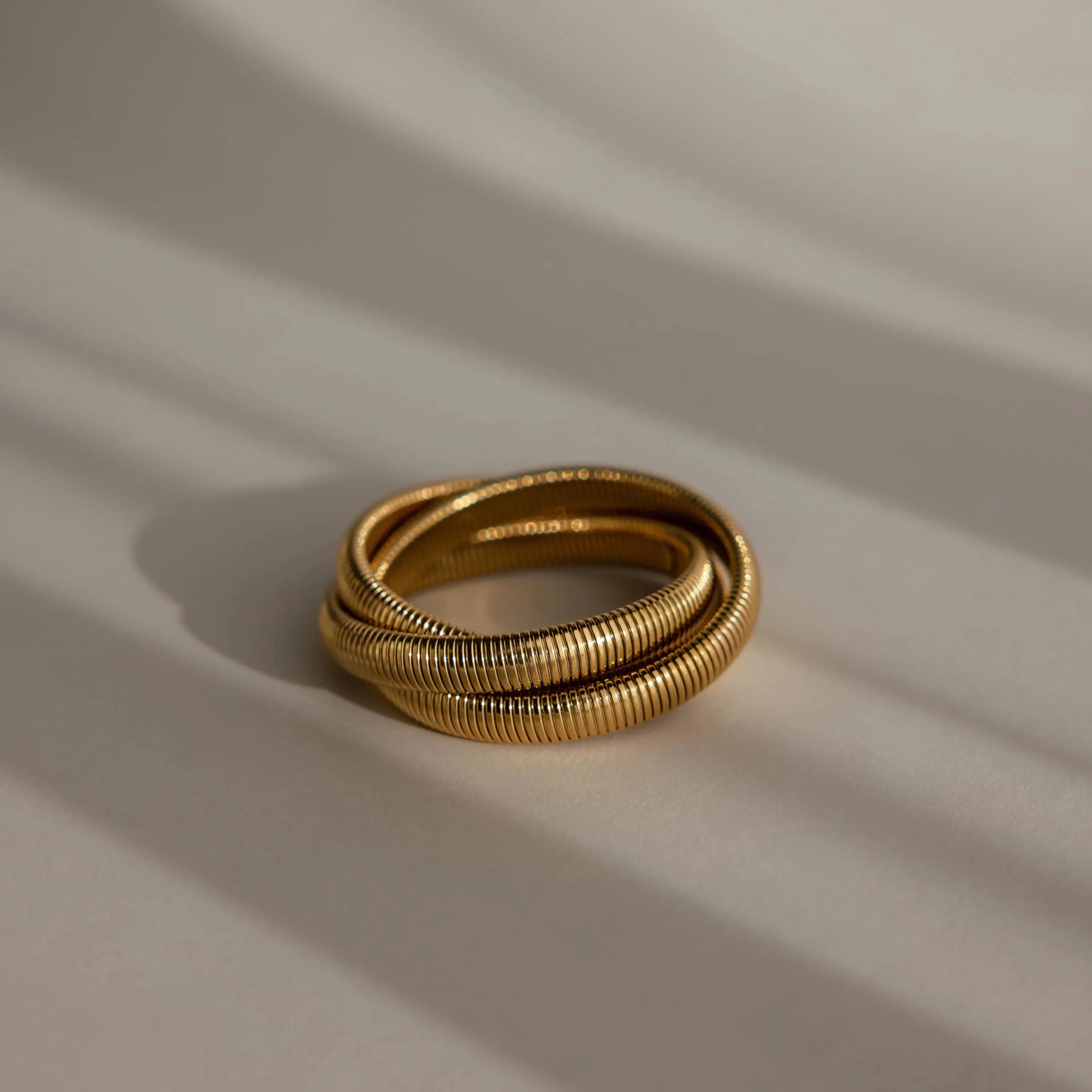 Ribbed Infinity Bangle Silver 18K Gold Plated