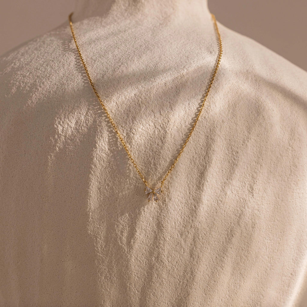 Diamond Bow Necklace Silver 18K Gold Plated