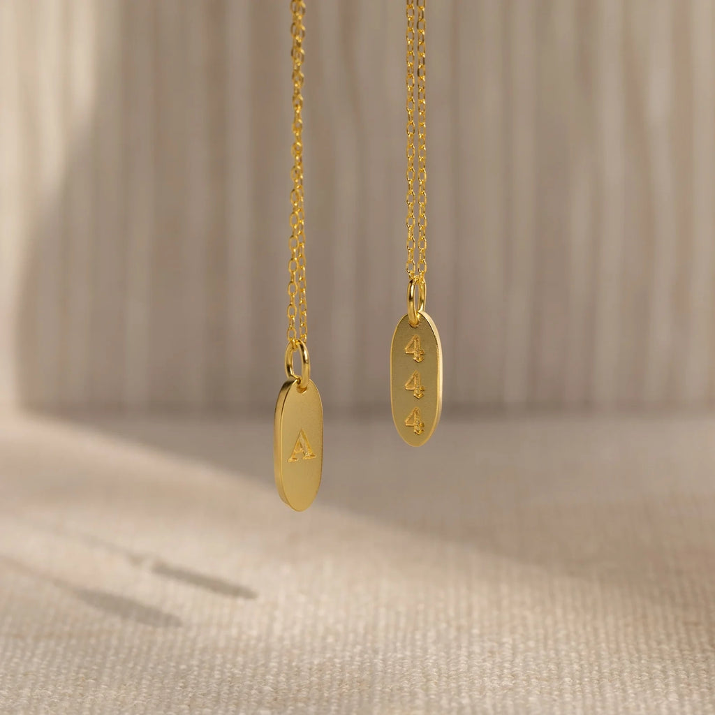 Old English Oval Tag Necklace Silver 18K Gold Plated