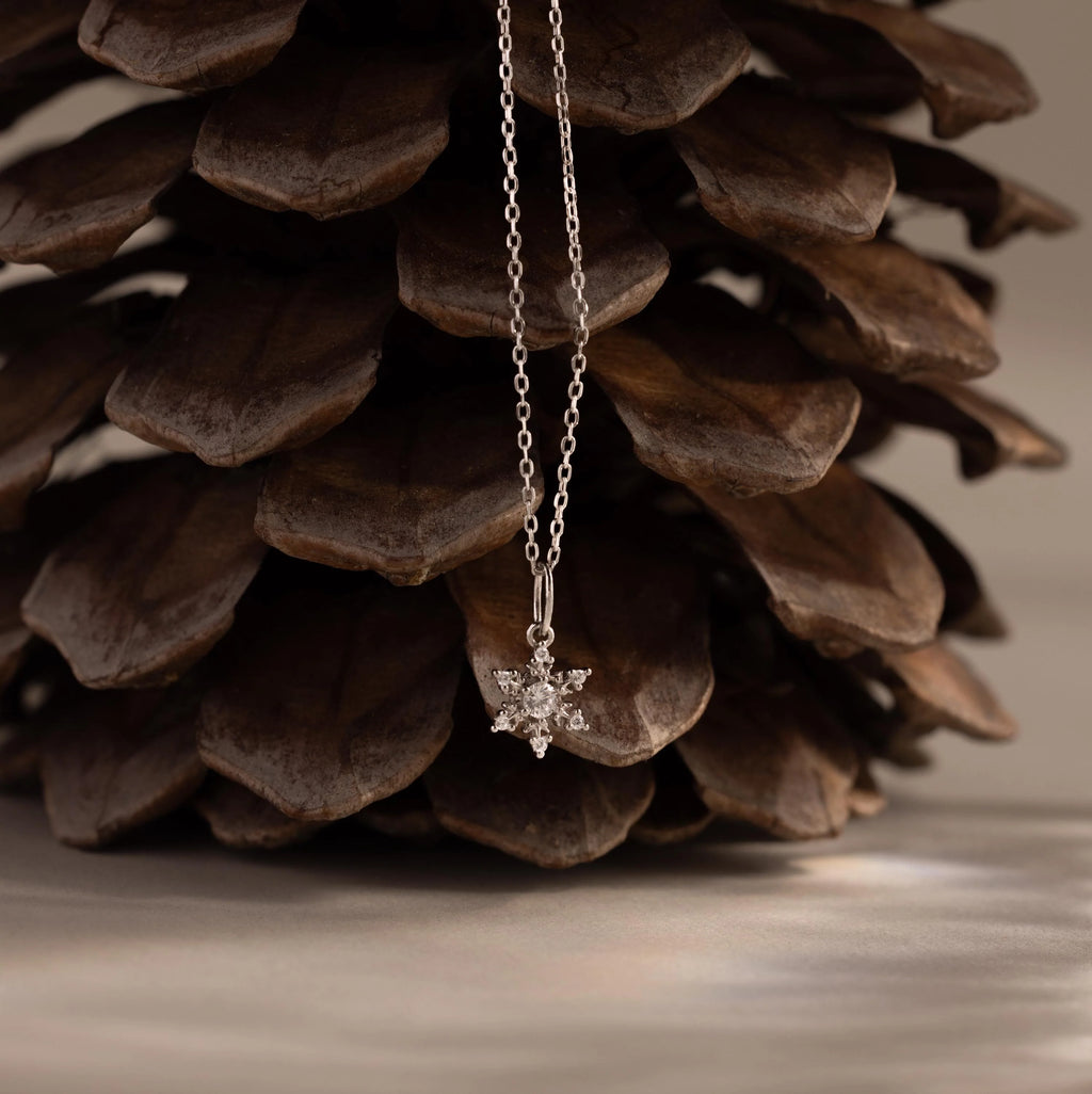 Diamond Snowflake Necklace Silver 18K Gold Plated