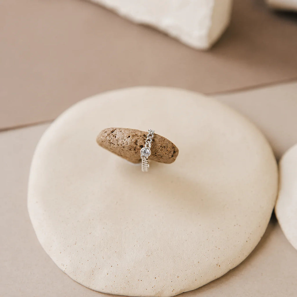 Curb Chain Birthstone Ring