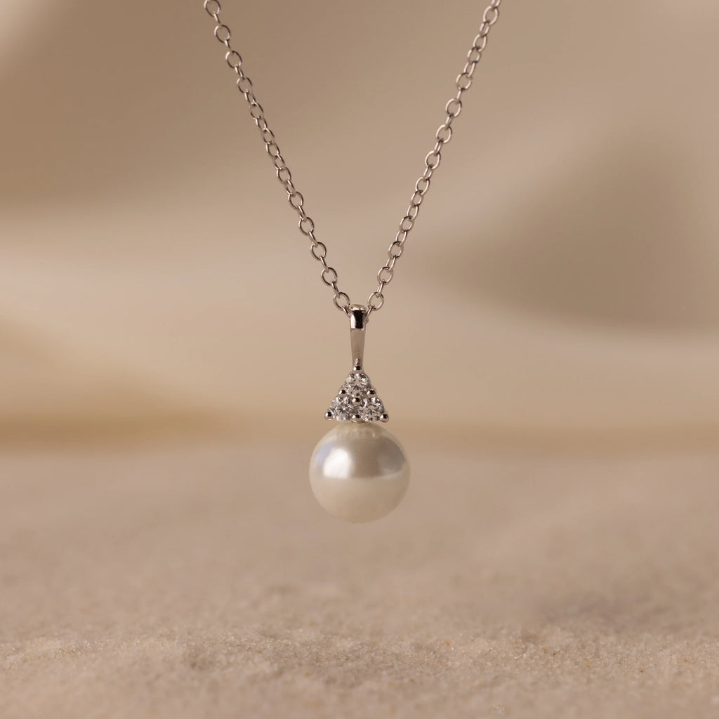 Diamond Halo Pearl Necklace Silver 18K Gold Plated