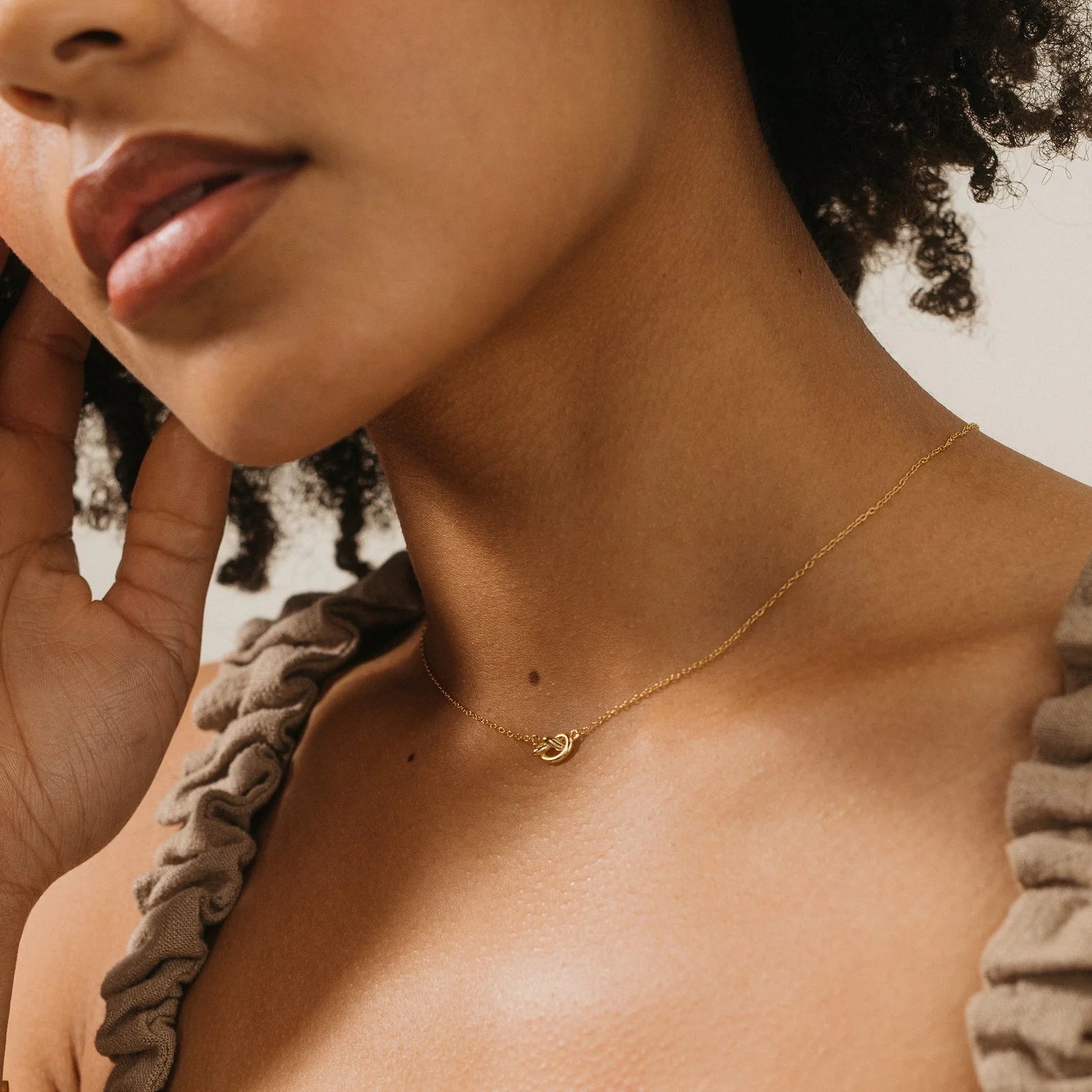 Love Knot Necklace Silver 18K Gold Plated