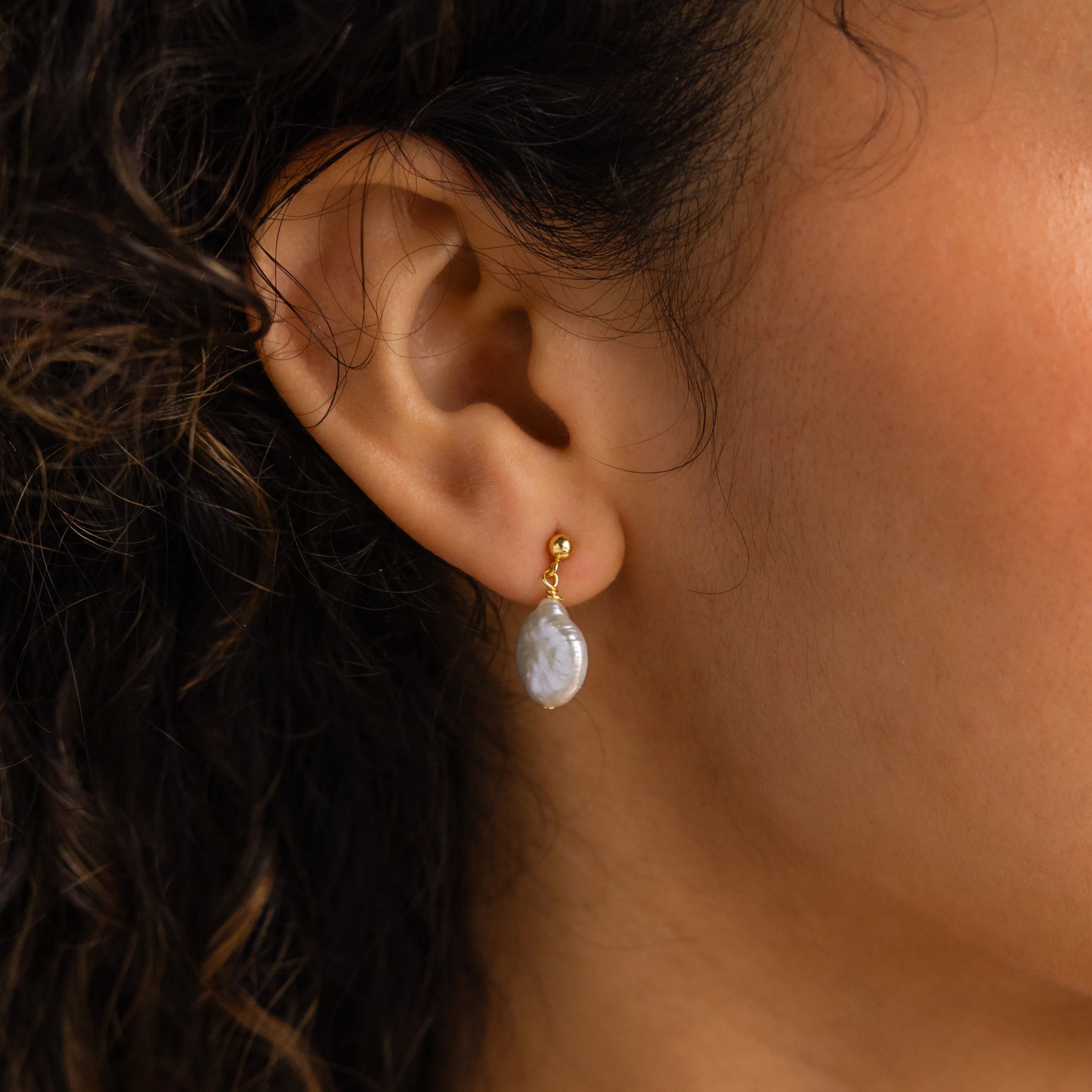 Round Pearl Drop Earrings Silver 18K Gold Plated