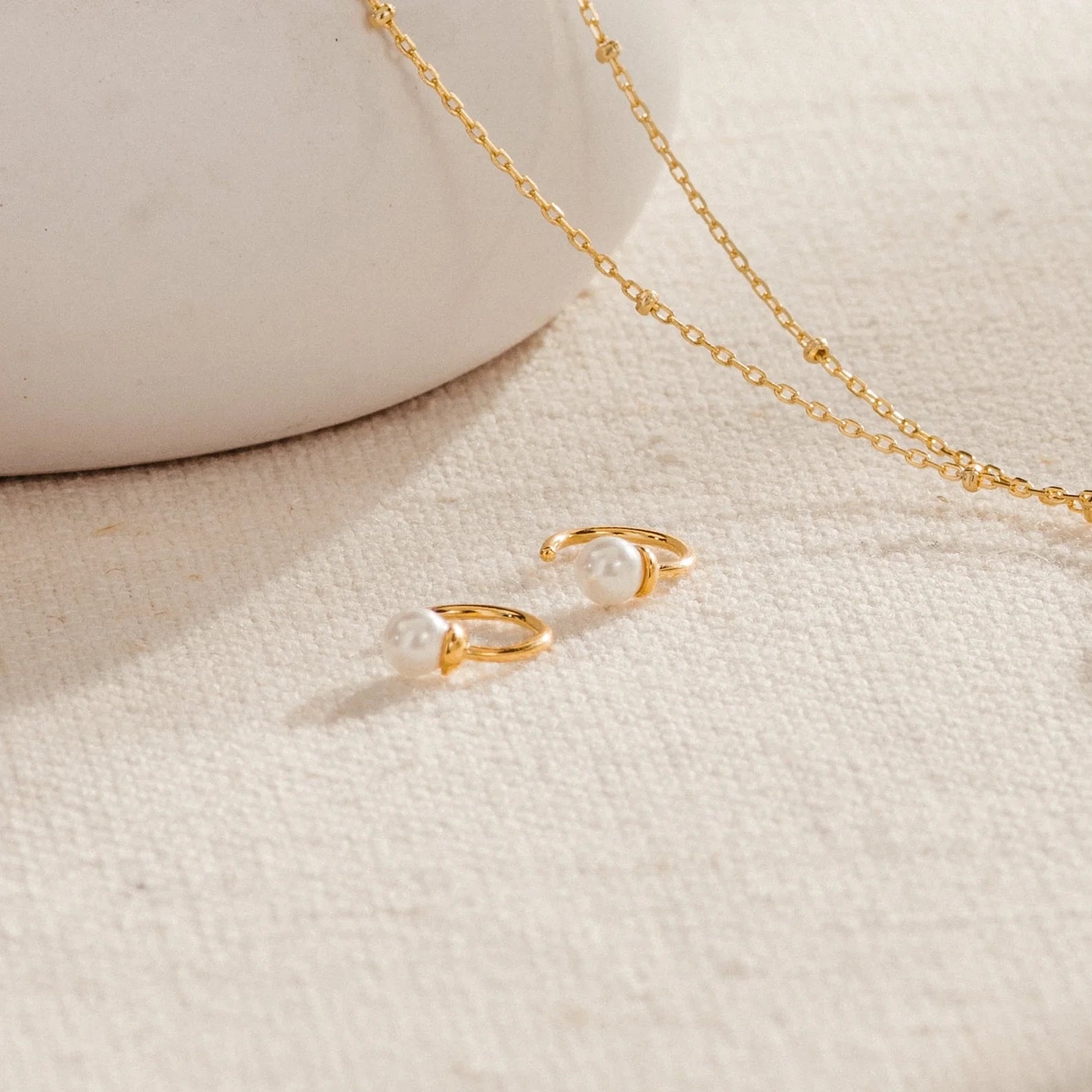 Lila Pearl Huggies Silver 18K Gold Plated