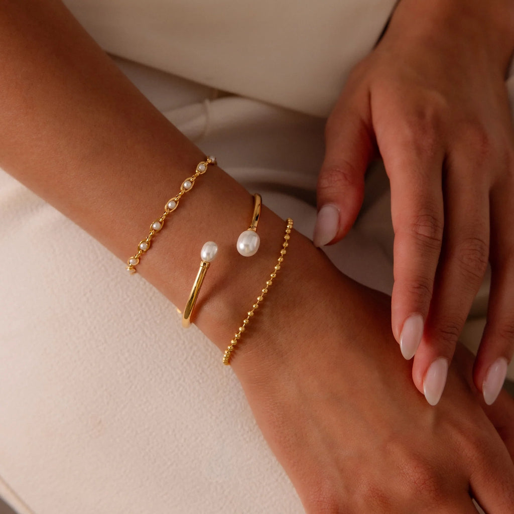 Shell Pearl Cuff Bracelet Silver 18K Gold Plated