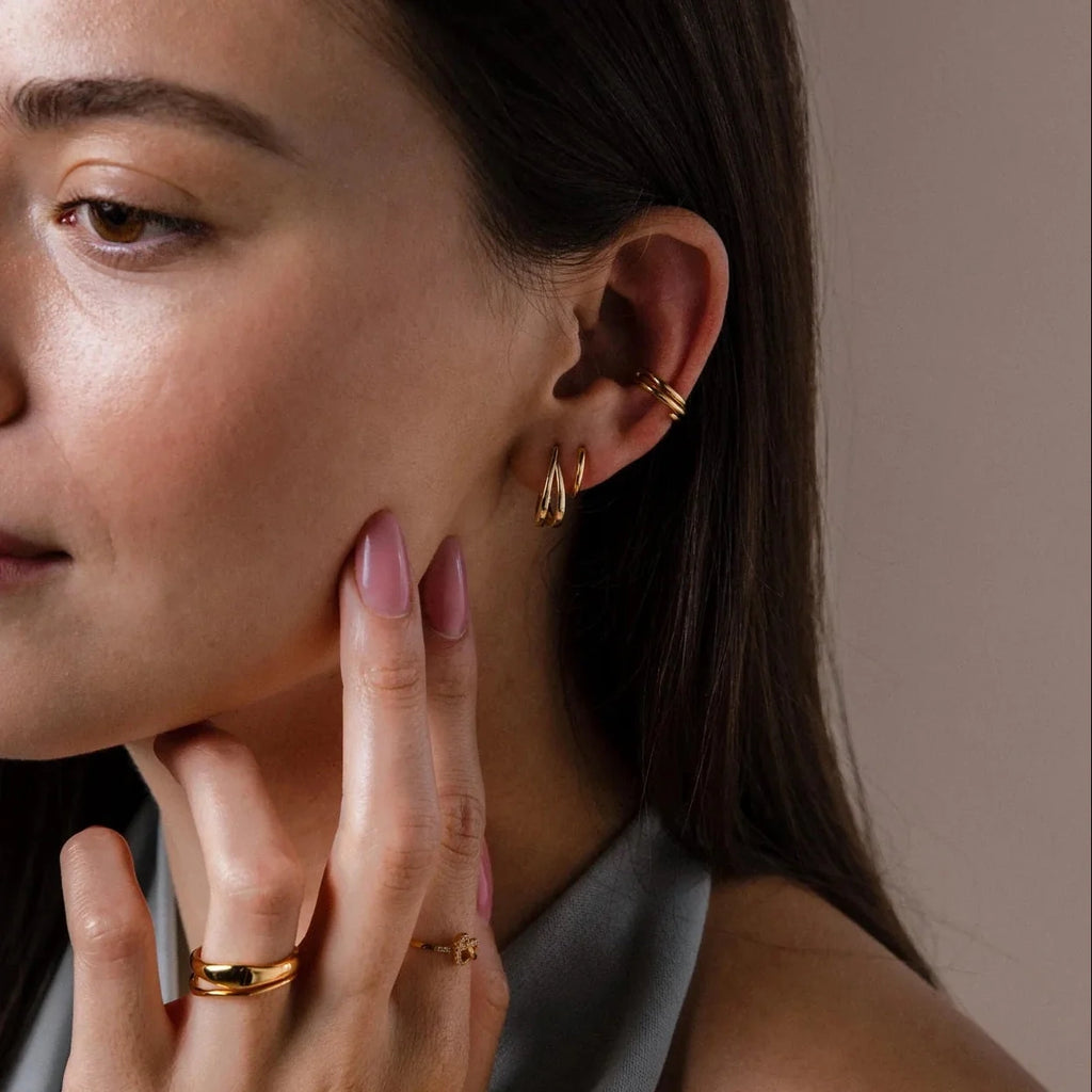 Double Loop Hoops