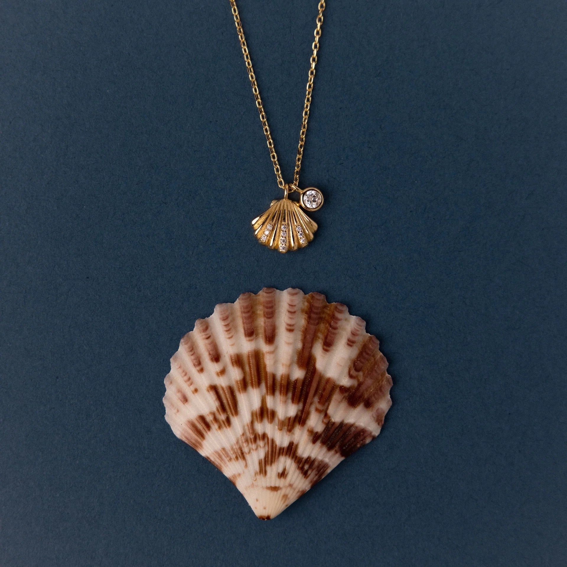 Diamond Seashell Charm Necklace Silver 18K Gold Plated