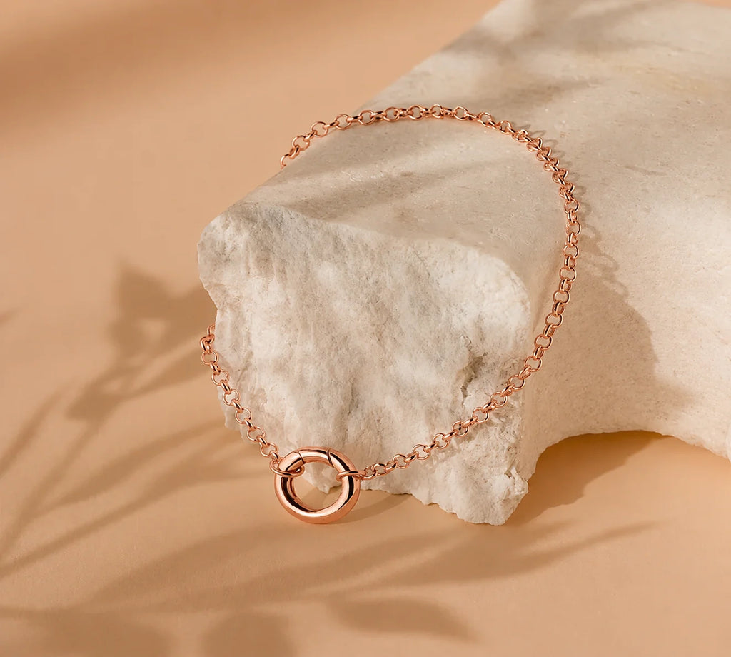 Minimalist Circle Bracelet