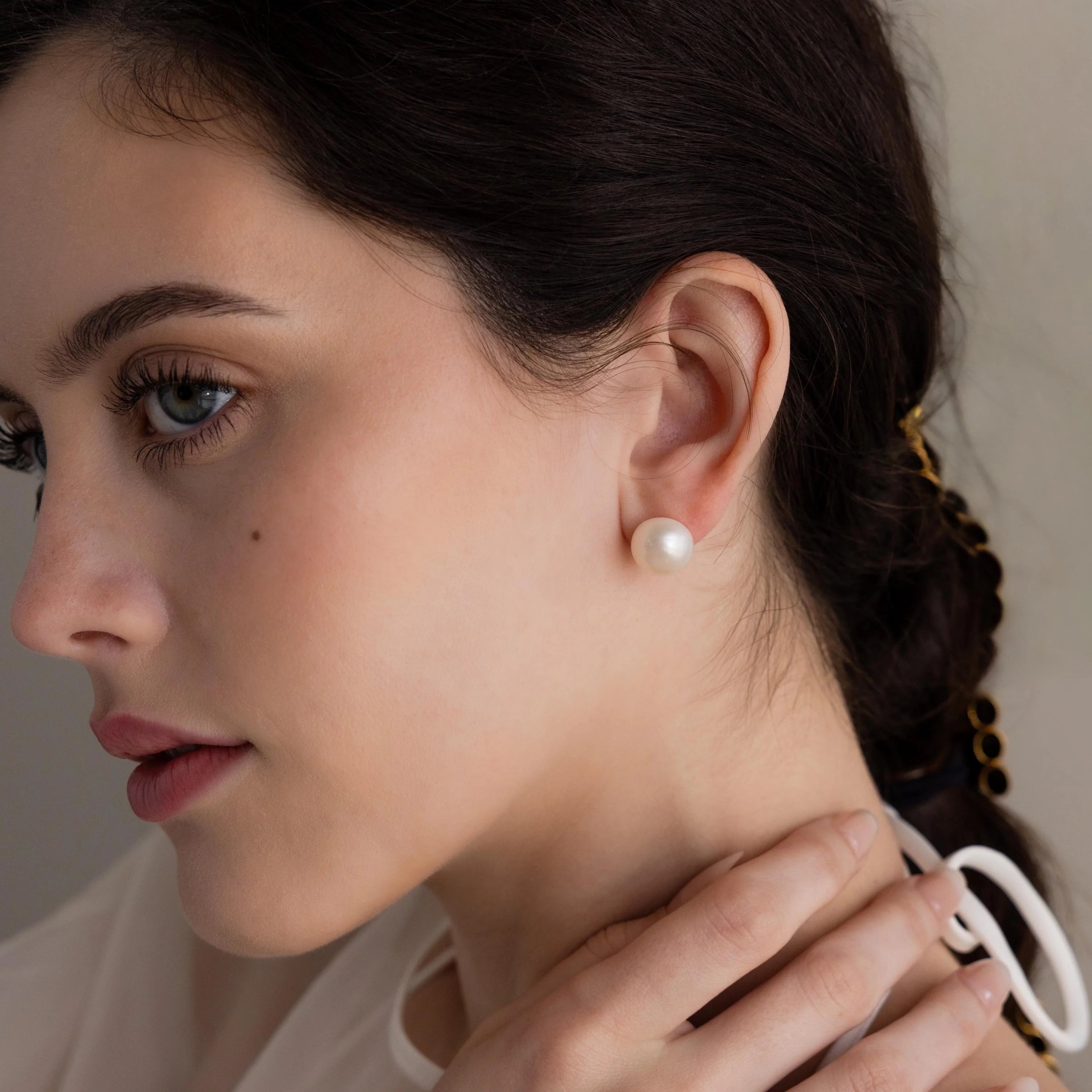 Bold Pearl Studs Silver 18K Gold Plated
