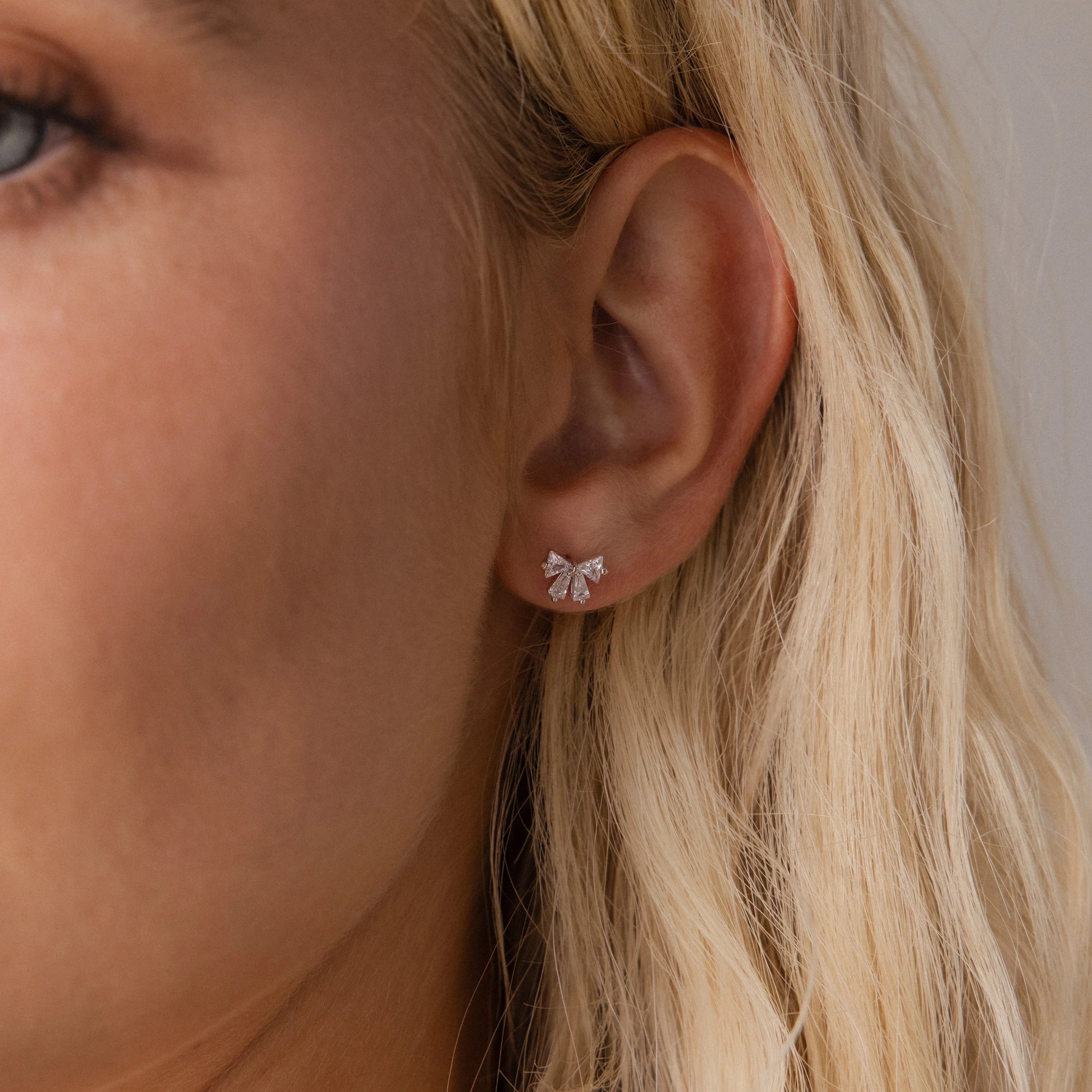 Diamond Bow Studs Silver 18K Gold Plated