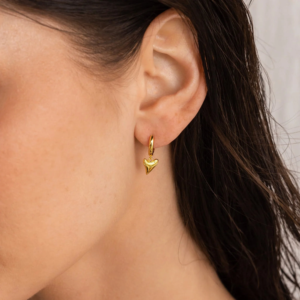 Shark Tooth Huggies Silver 18K Gold Plated