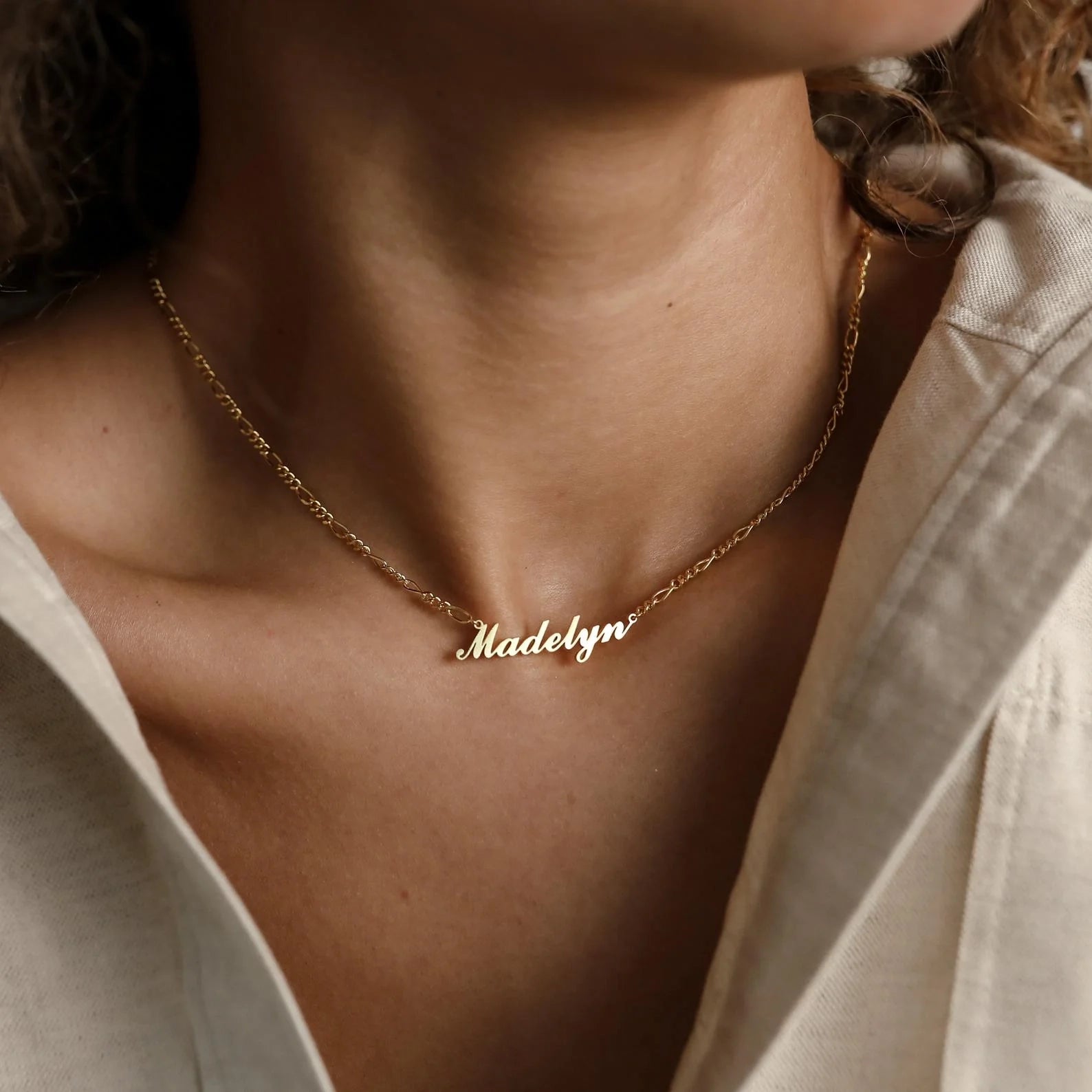 Carrie Figaro Chain Name Necklace Silver 18K Gold Plated
