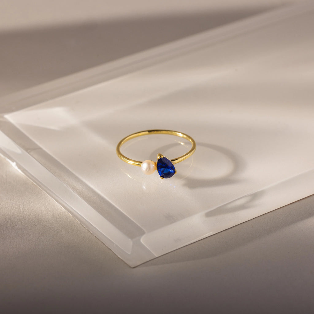 Teardrop Sapphire & Pearl Ring Silver 18K Gold Plated
