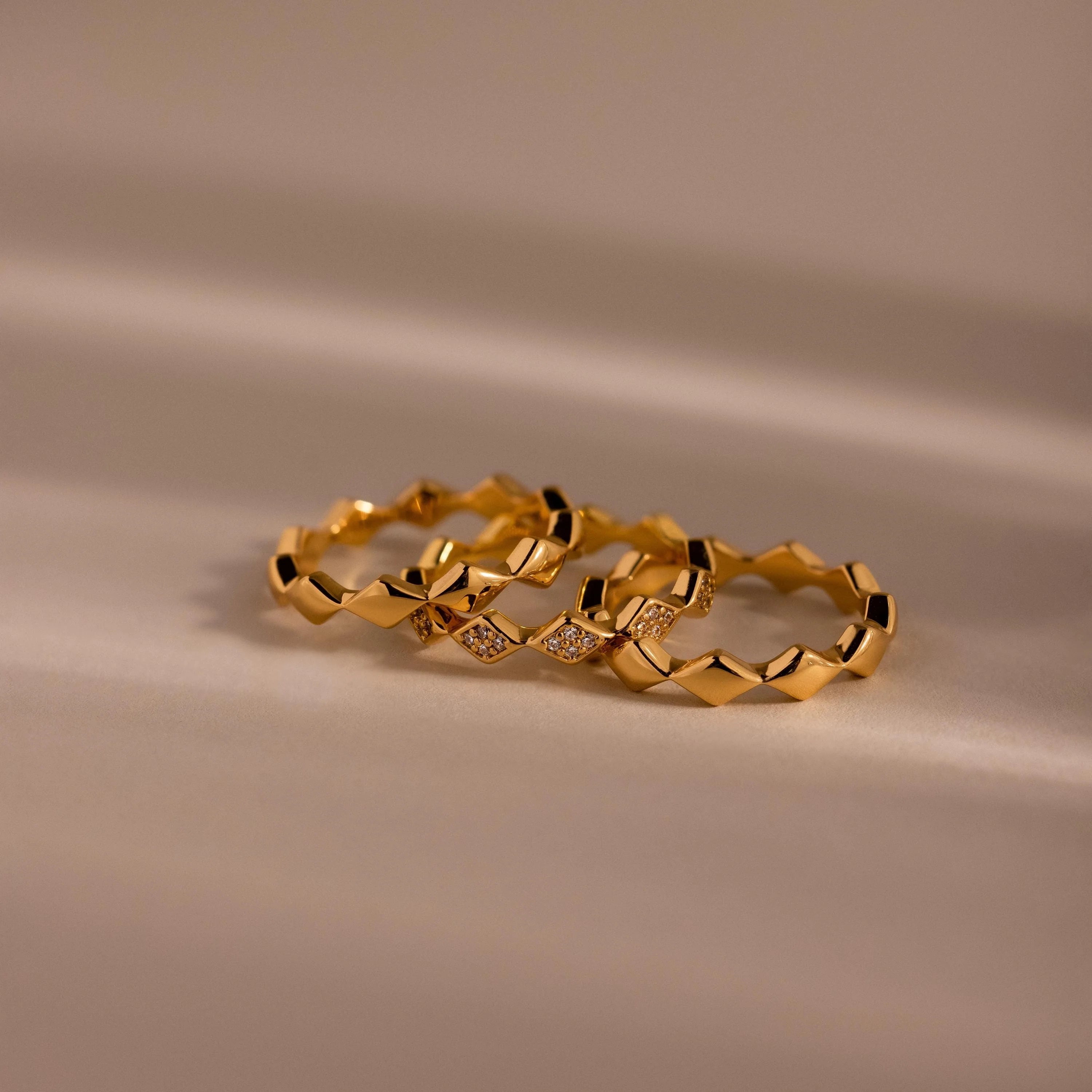 Diamond Wave Eternity Ring Set Silver 18K Gold Plated