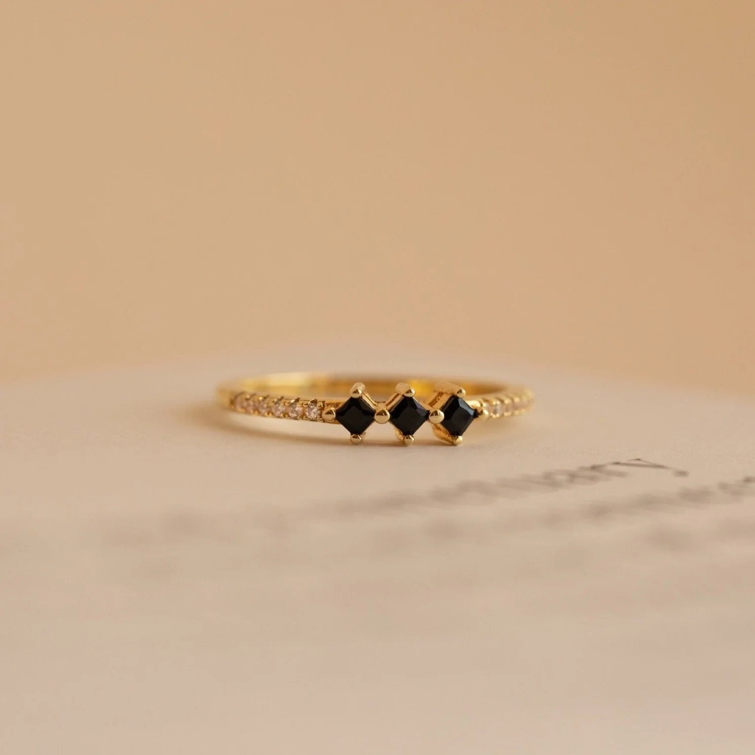 Helena Diamond Onyx Ring Silver 18K Gold Plated