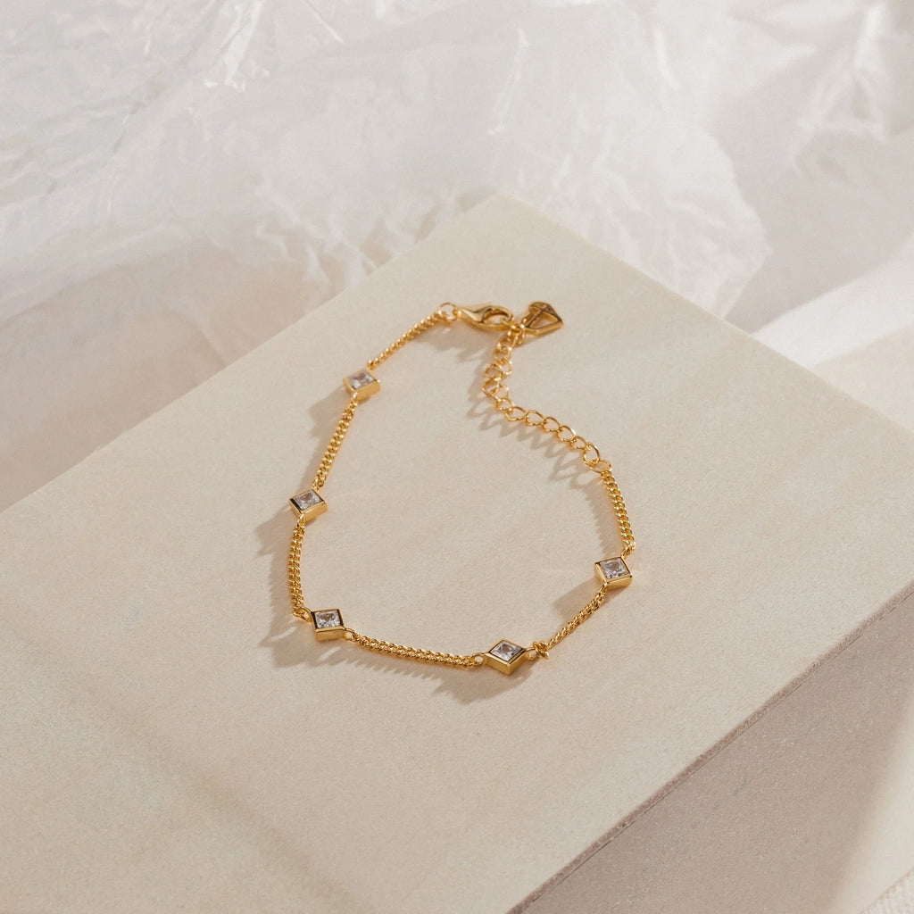 Diamond Station Bracelet Ring Silver 18K Gold Plated