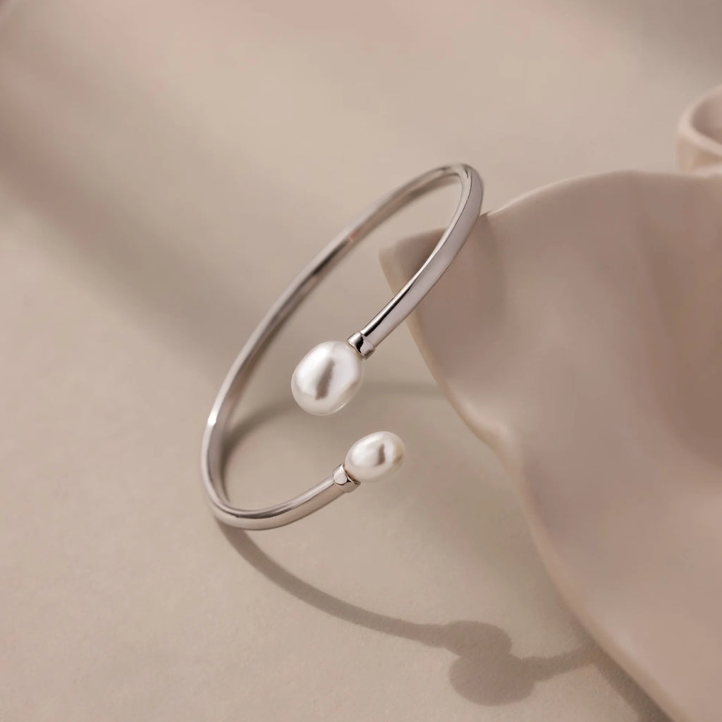 Shell Pearl Cuff Bracelet Silver 18K Gold Plated