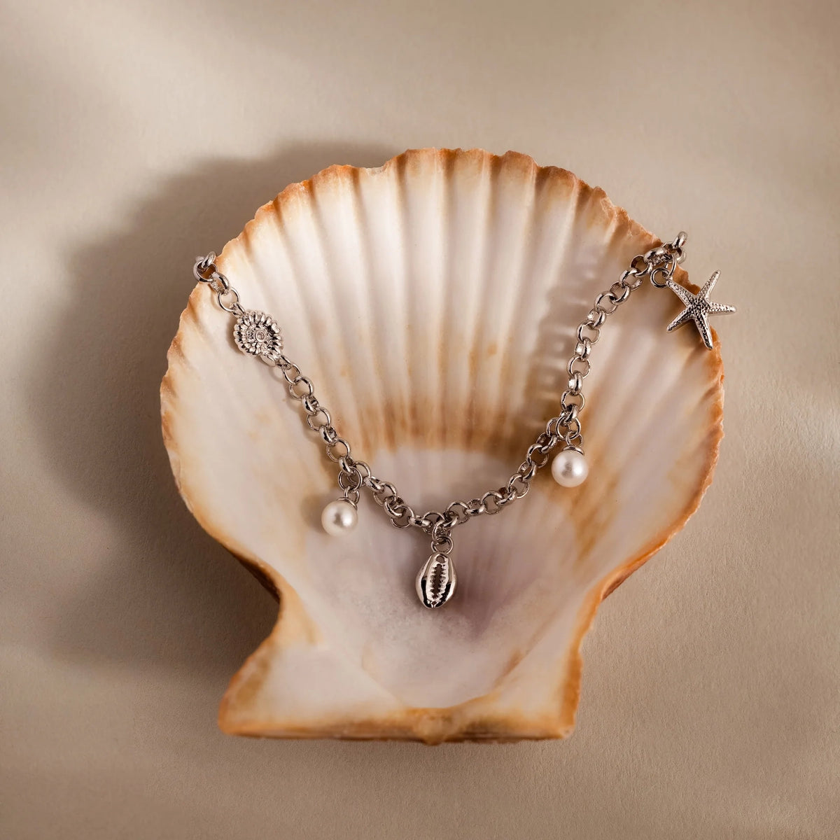 Seaside Pearl Charm Bracelet Silver 18K Gold Plated