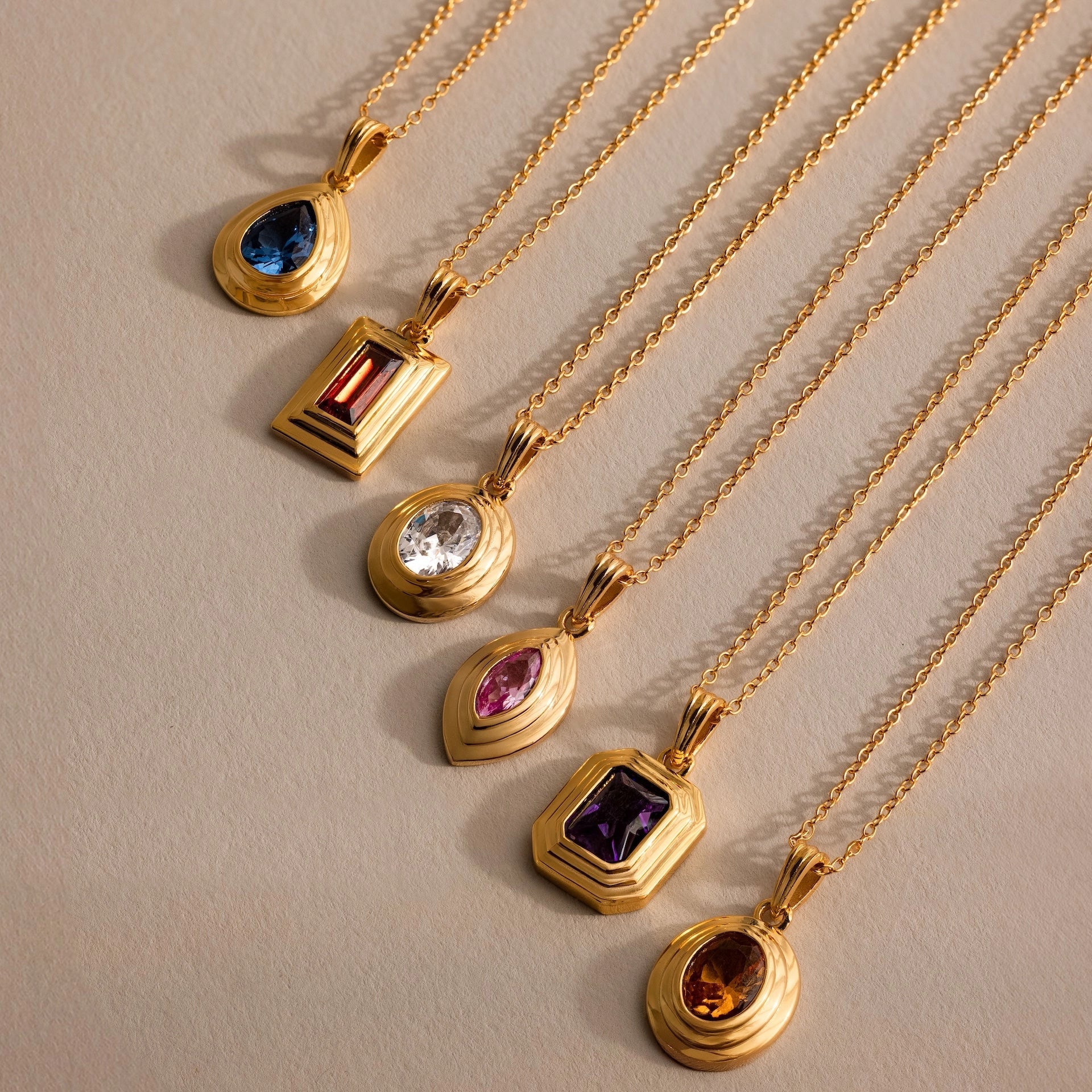 Topaz Ribbed Pendant Necklace Silver 18K Gold Plated