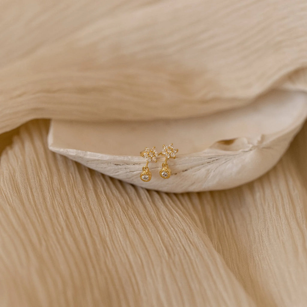 Diamond Flower Studs Silver 18K Gold Plated