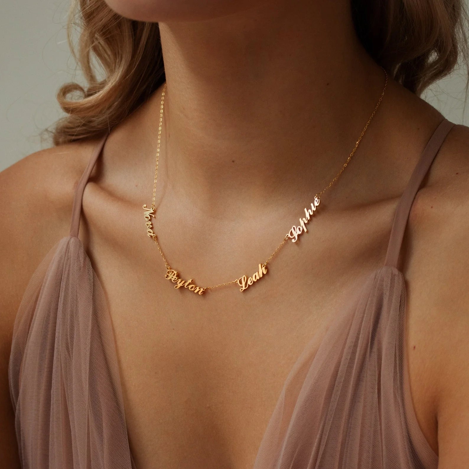 Carrie Multiple Name Necklace Silver 18K Gold Plated