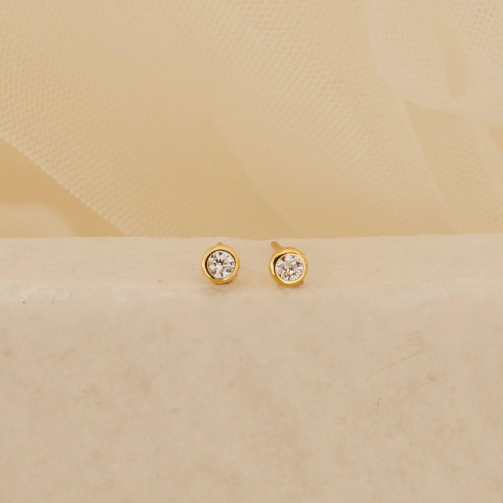 Jane Diamond Studs Silver 18K Gold Plated