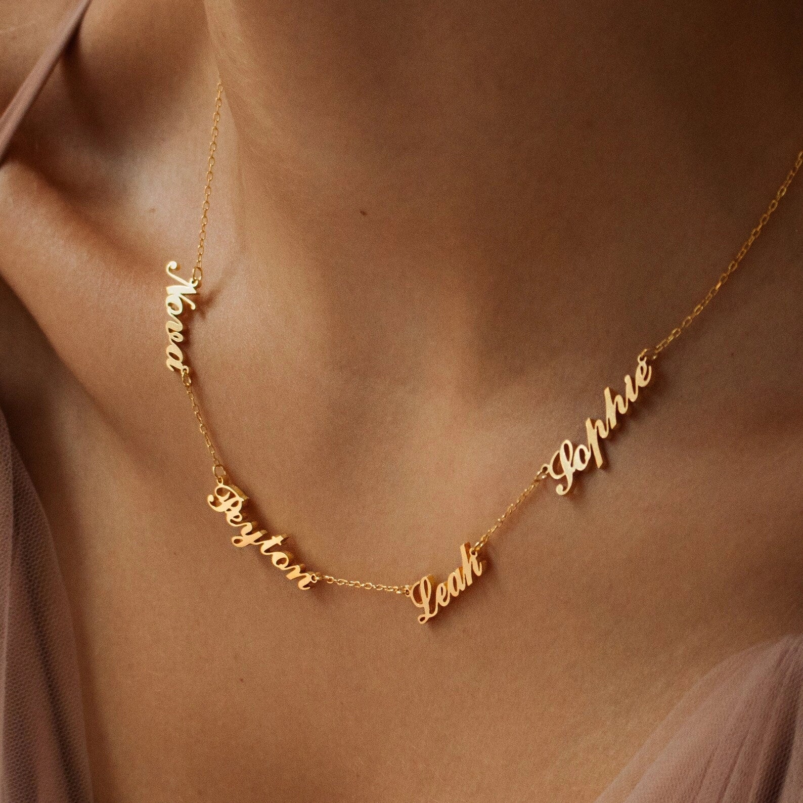 Carrie Multiple Name Necklace Silver 18K Gold Plated