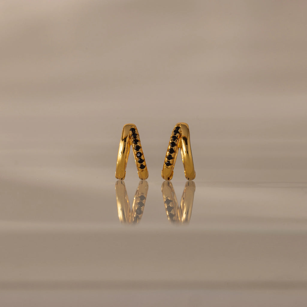 Amelia Duo Onyx Huggies Silver 18K Gold Plated