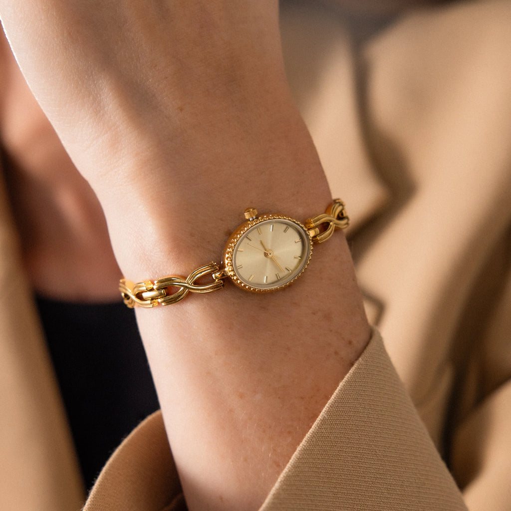 Oval Infinity Link Timepiece Silver 18K Gold Plated