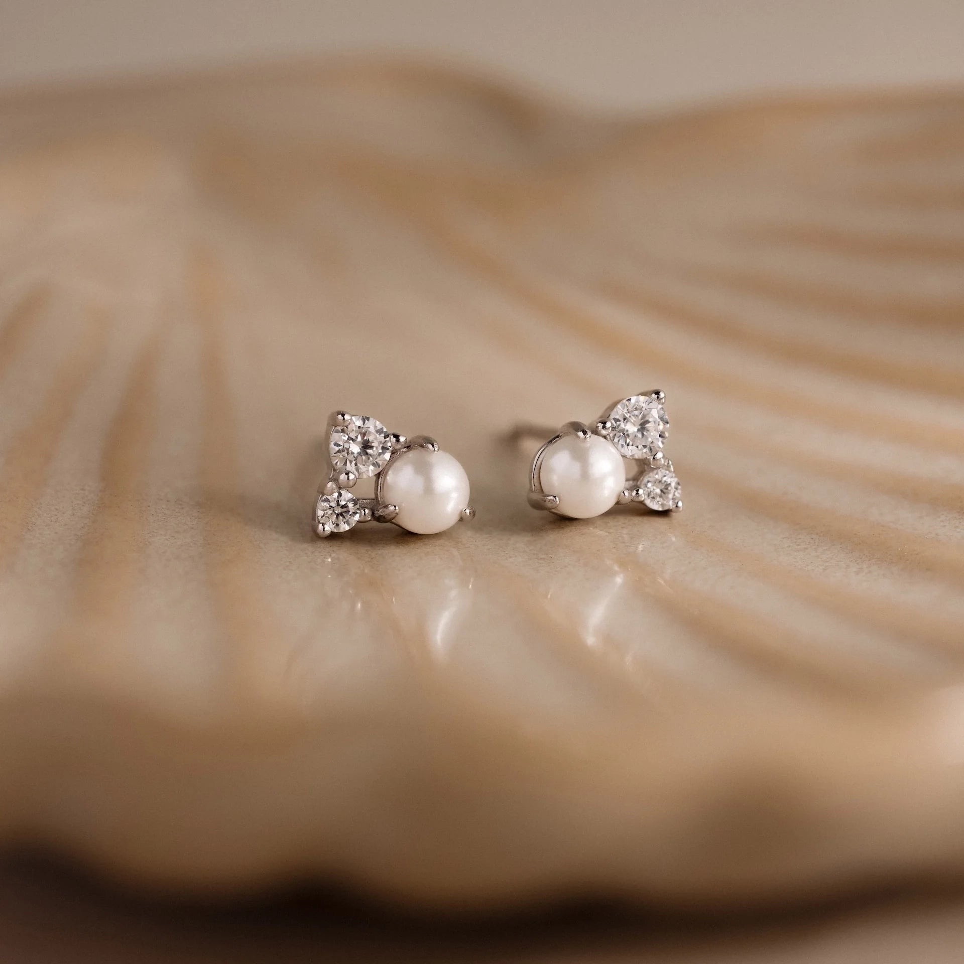 Pearl Diamond Cluster Studs Silver 18K Gold Plated